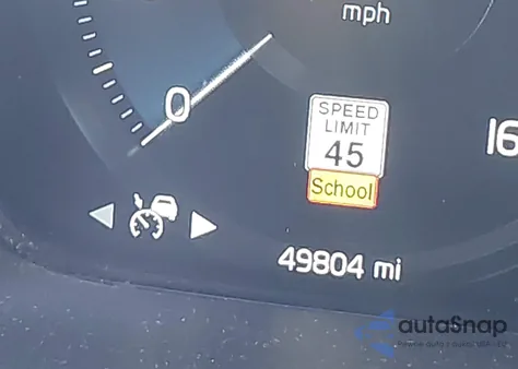 2016 Volvo Xc90 T6 Momentum z USA, uszkodzony, nr VIN YV4A22PK3G1033108